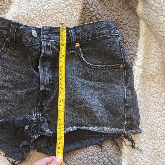 Levi shorts - Picture 4 of 7